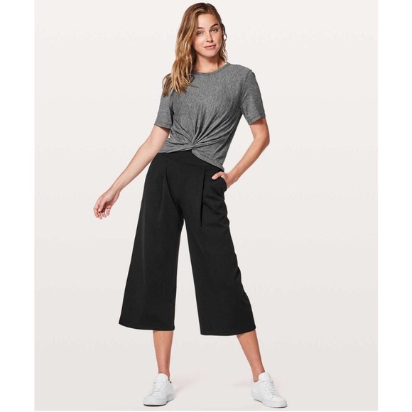 lululemon athletica Pants - Lululemon Can You Feel the Pleat Crop Pants Black 21”